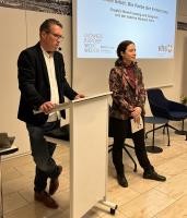 Dr. Simon Karzel, Stadtarchiv, und Lea Auginski, Volkshochschule  