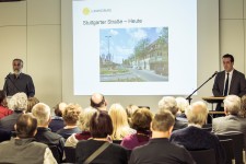 Foto vom Vortrag zur Buchvorstellung "Ludwigsburg - Früher und Heute"