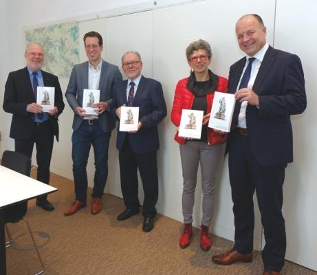 Übergabe der Ludwigsburger Geschichtsblätter im Jubiläumsjahr 2018 Übergabe der Ludwigsburger Geschichtsblätter im Jubiläumsjahr 2018