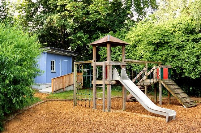 Gartenansicht 2 Kita Burghaldenstrasse Ludwigsburg Poppenweiler