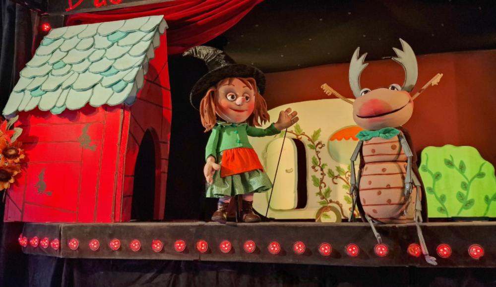 Figurentheater: PETRONELLA APFELMUS