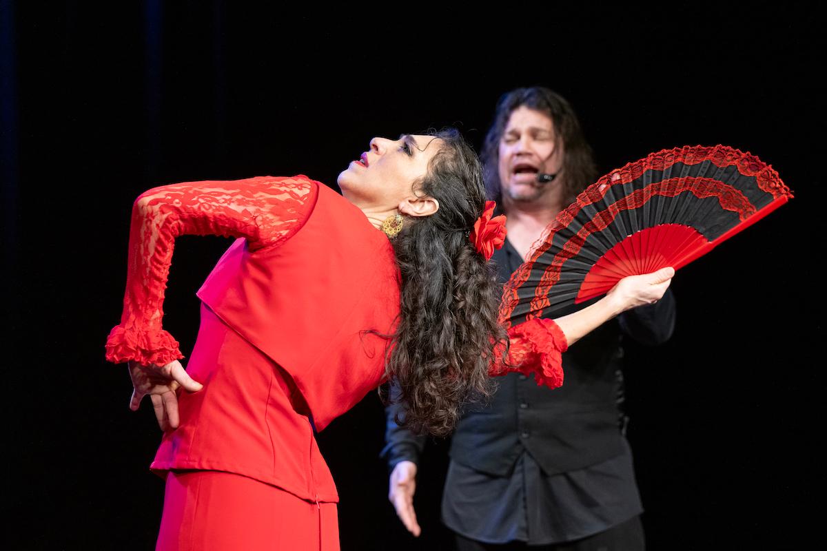 Sevillanas mit Fächer II