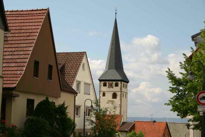 Blick auf die Kirche in Poppenweiler