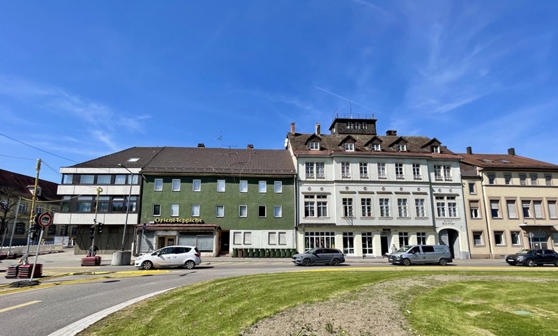 Gebäude Stuttgarter Straße nördlich der Sternkreuzung