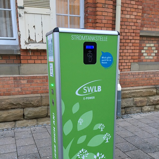 E-Ladesäule der SWLB E-Ladesäule der SWLB