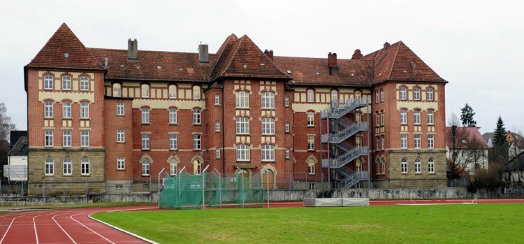 König Olga Kaserne - Heimat des Sportinternats direkt am Stadion BZW König Olga Kaserne - Heimat des Sportinternats direkt am Stadion BZW