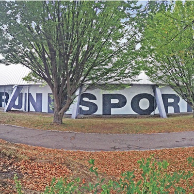 Außenansicht der Rundsporthalle im Bildungsareal West