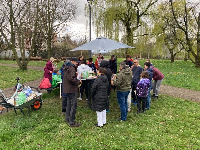 Sammelaktion von Silvestermüll