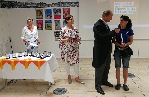 Ehrenpreisverleihung Pferdemarkt 2018 Ludwigsburg - Bild 1 erstes Foto der Ehrenpreisverleihung zum Pferdemarkt 2018 Ludwigsburg