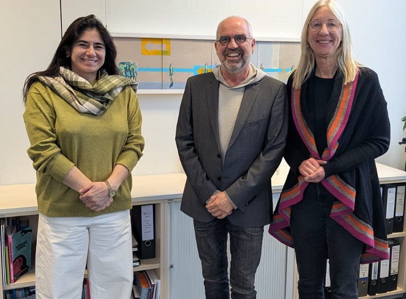 Sara Camacho, Rektorin der Technischen Universität Ambato zu Gast in der PH Ludwigsburg mit Rektor Prof. Dr. Jörg-Ulrich Keßler und Honorarkonsulin Ingrid Hönlinger.