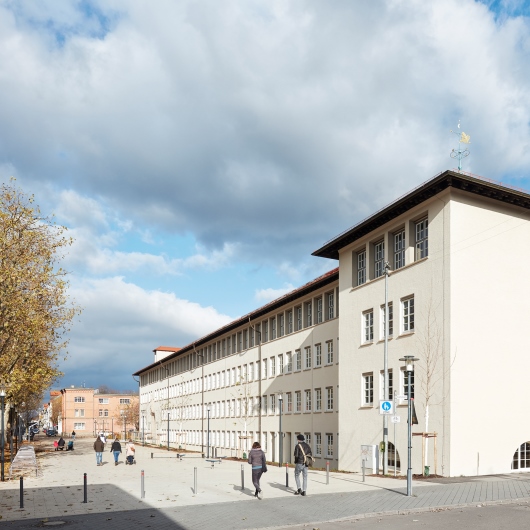 Kachelbild Sanierungsgebiet Innenstadt Blick auf das Goethe Gymnasium im Sanierungsgebiet Zentrale Innenstadt Ludwigsburg