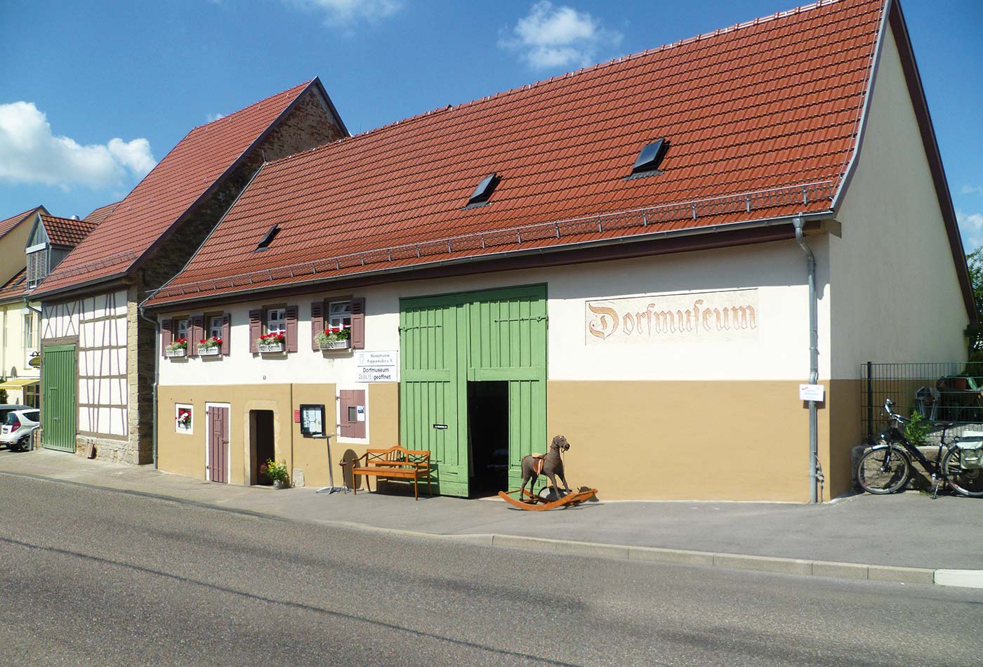 Blick auf Dorfmuseum in Poppenweiler