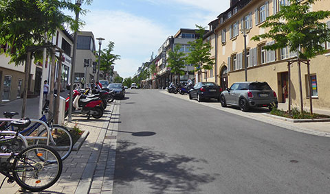 Körnerstraße nachher: Blick vom Reithausplatz nach Süden