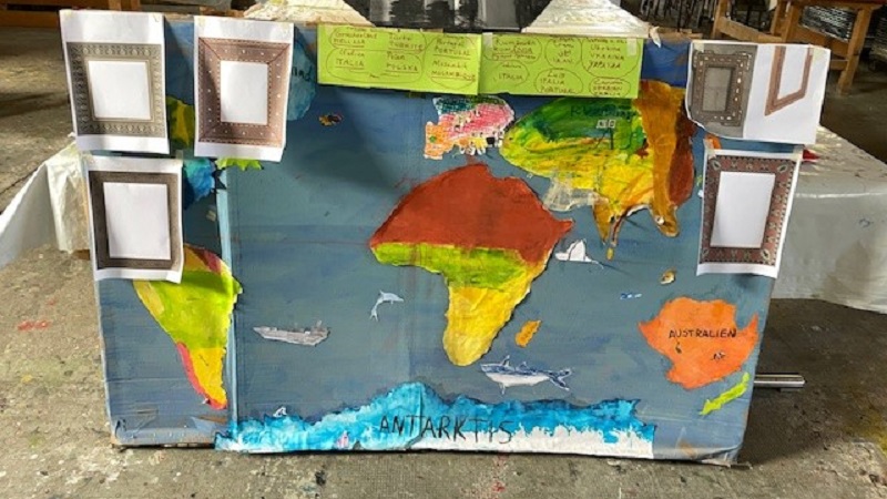 selbst gestaltete Weltkarte